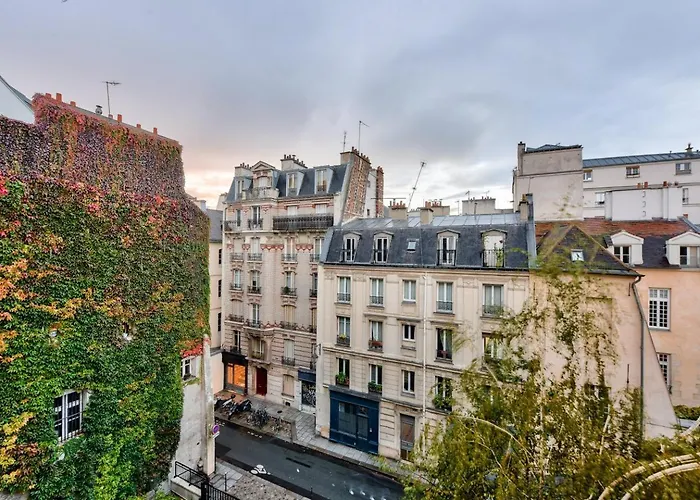 Apartment Stunning 2br Flat Near Place Des Vosges