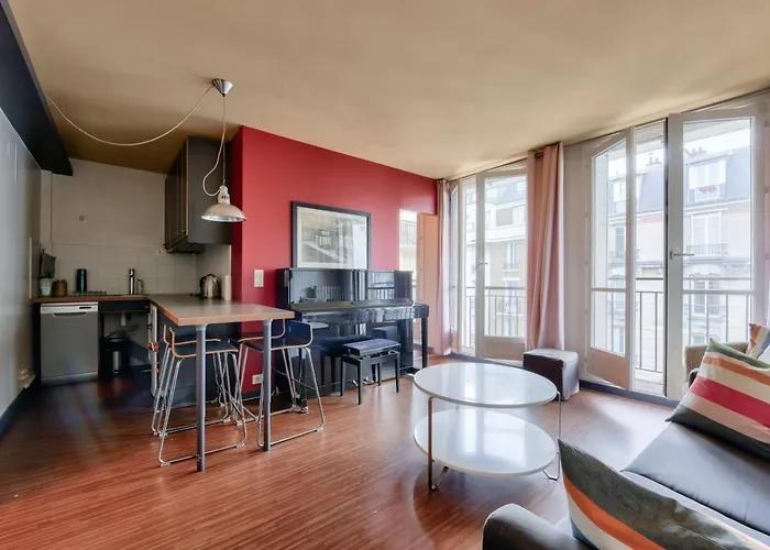 Apartment Stunning 2br Flat Near Place Des Vosges